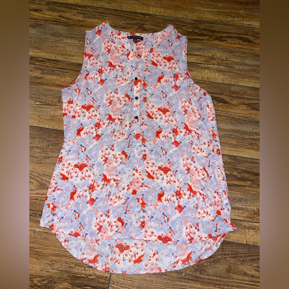 Floral sleeveless blouse